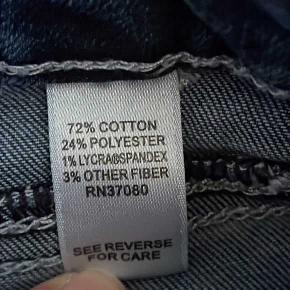 EST. 1946 Contemporary Capri Jeans - Picture 10 of 10